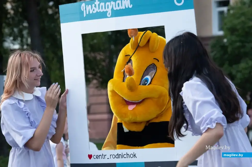 30 августа 2022 г. Могилев, сквер 40-летия Победы. Городской праздник «Здравствуй, школа!».