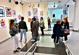 Дизайнером художник может и не быть, зато дизайнер…