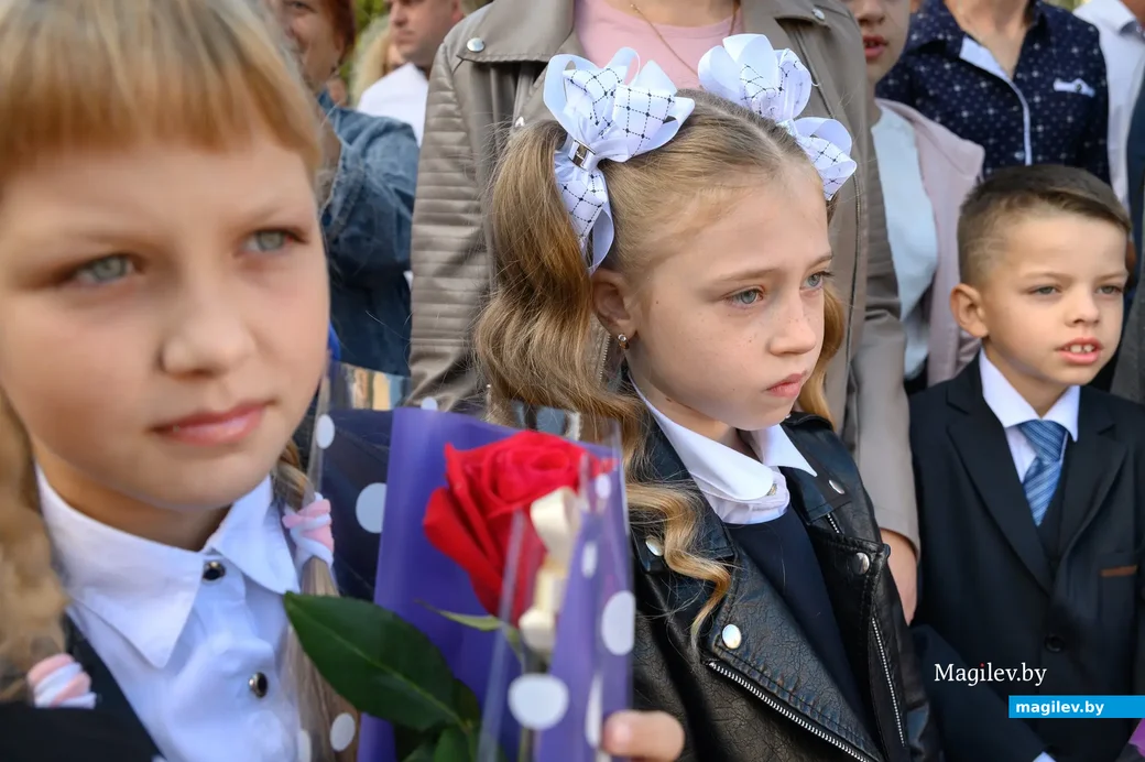 01.09.2022. Бобруйск. Торжественная линейка на 1 сентября в средней школе №20