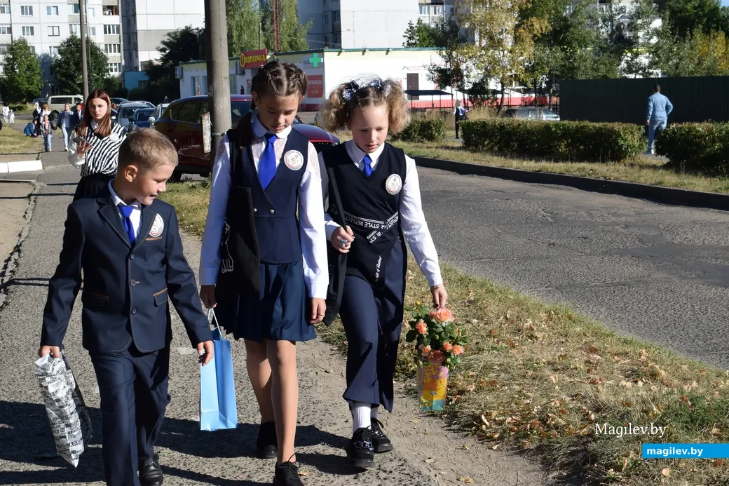 01.09.2022. День знаний на бульваре Приберезинском.
