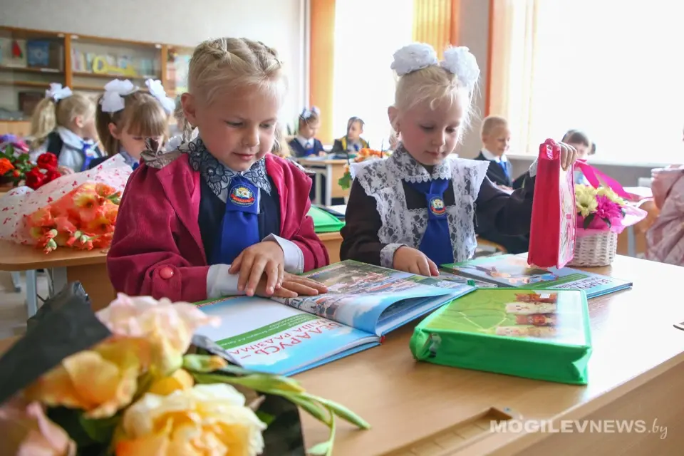 1 сентября в Вишовской средней школе Белыничского района.2022 год. Фото Мариам Табагари.