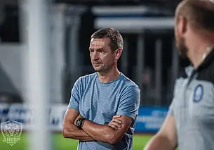 Юрий Лукашов покинул пост главного тренера футбольного клуба «Днепр»