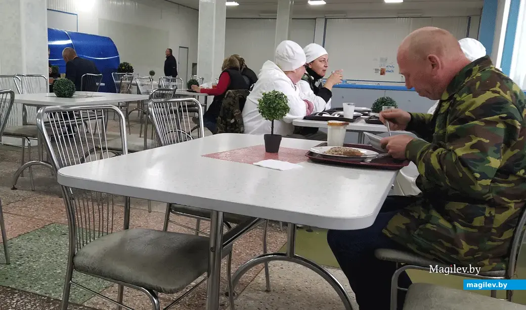 Столовая Могилевского мясокомбината. Могилев, сентябрь 2022 года.