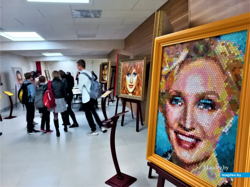 Мастер-класс по искусству коллажа. Могилев, выставочный зал Дворца культуры области, 13.09.2022 года.