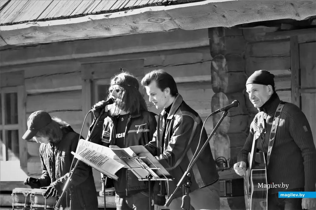 Джон Леннон на «Драник-фесте». Могилев, 2014 год.