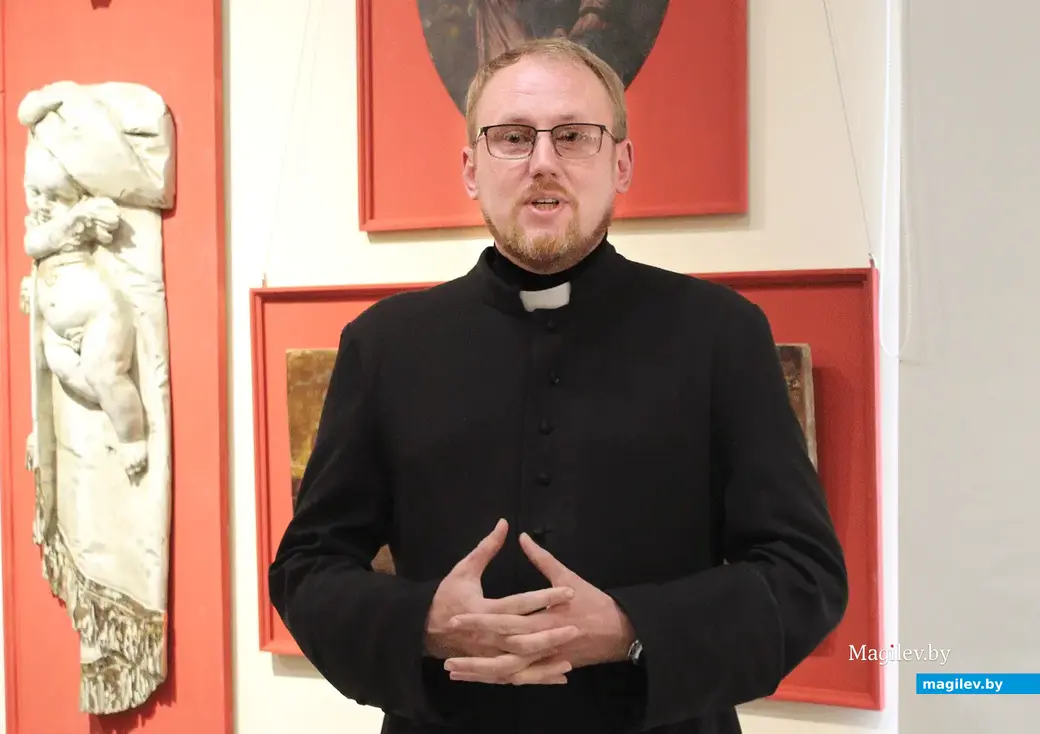 На открытии выставки «Два лика. Одна вера. Одна земля». Могилев, 15 сентября 2022 года.