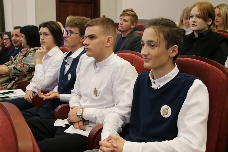 Во время церемонии награждения. Фото: vestnikmogileva.by