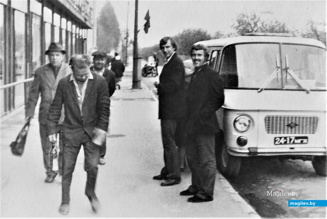 «Метро закрыто, в такси не содют». Могилев, район Моторного завода, 1970-е годы.