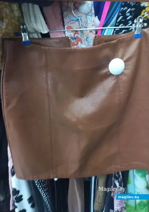Бобруйск, сентябрь 2022. Прогулка по секонд-хендам. Люксовая юбка от бренда Дороти Перкинс.