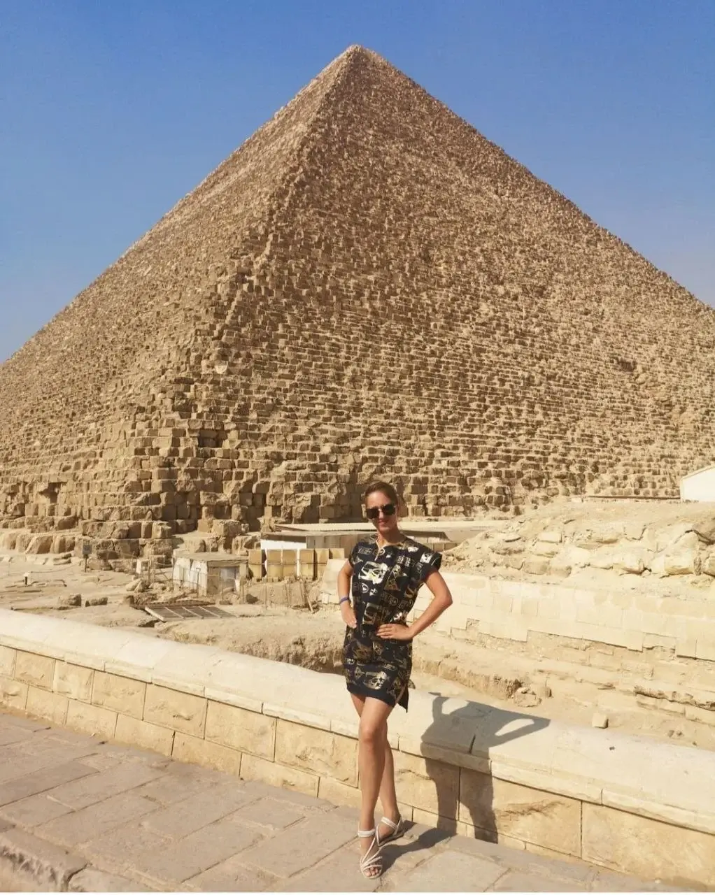 Египет, долина пирамид в Гизе, лето 2021.