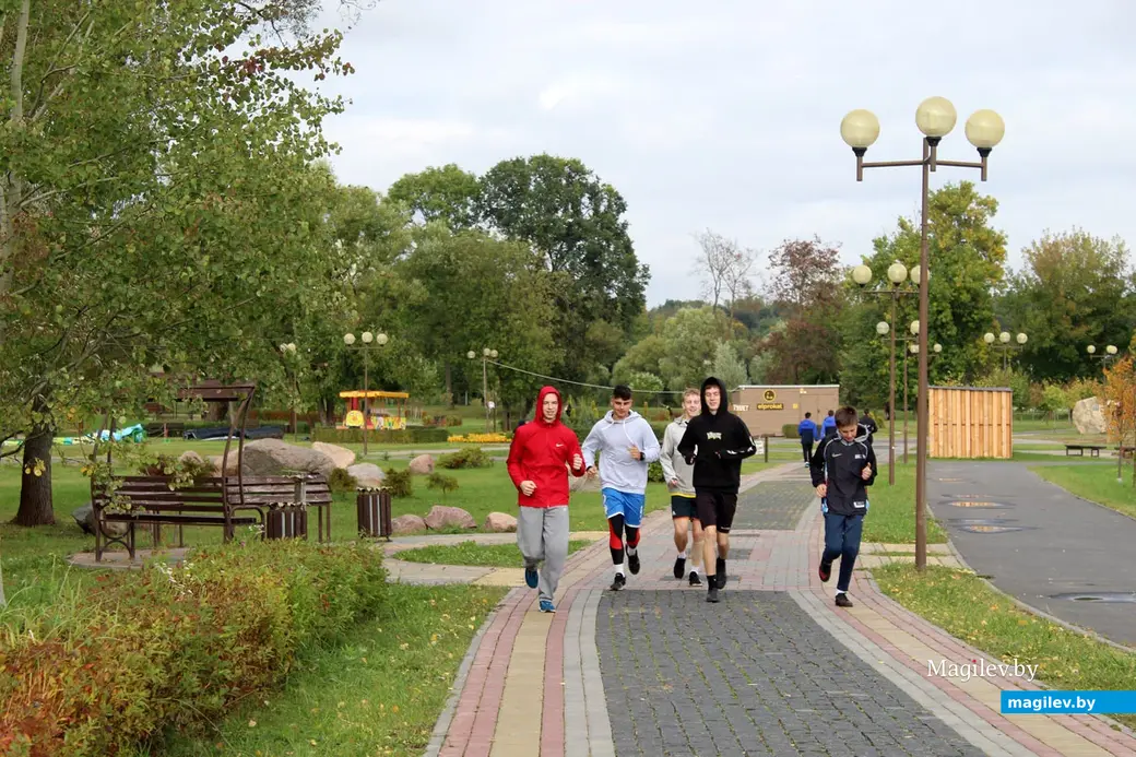 Парк культуры и отдыха в районе Подниколья. Могилев, сентябрь, 2022 год.