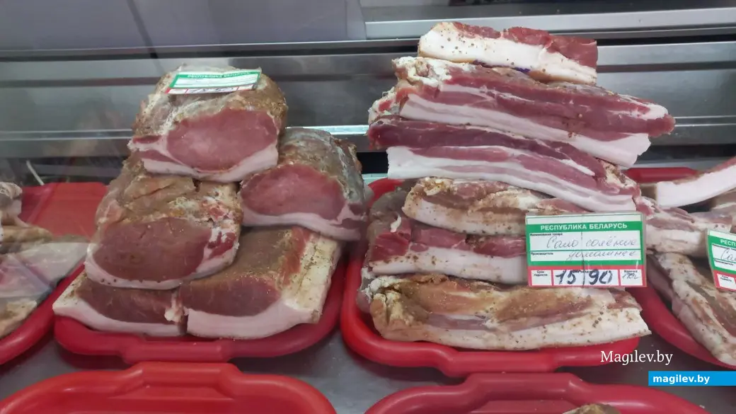 22.09.2022, Бобруйск, ул. Октябрьская, торговые павильоны возле рынка «На Красноармейской».