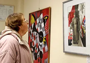 Бесплатные кинопоказы и выставки. Подарки ко Дню пожилого человека в Могилеве