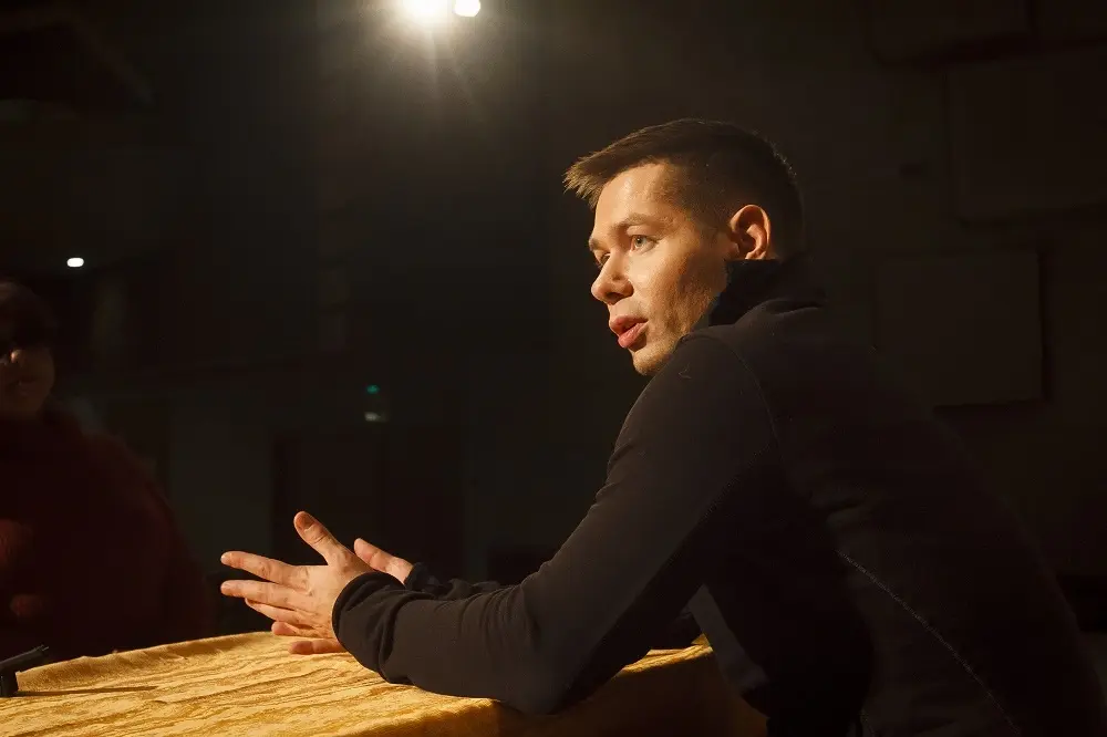 Стас Пьеха, хоть человек и закрытый, но от общения с журналистами не отказывается. Фото из архива автора