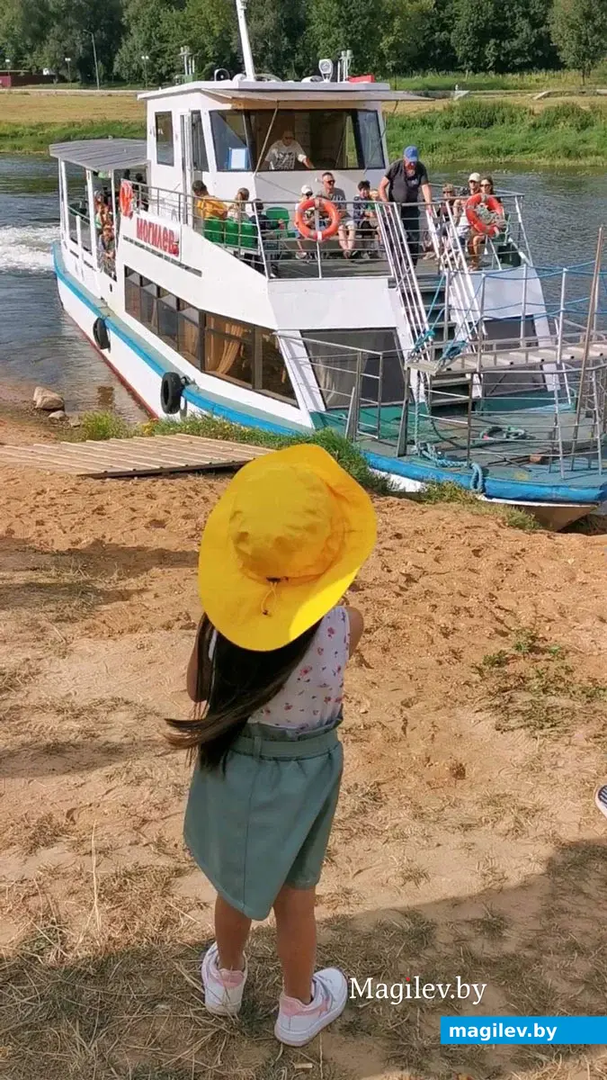 Прогулка на теплоходе по реке Днепр в Могилеве. Август 2022 года.