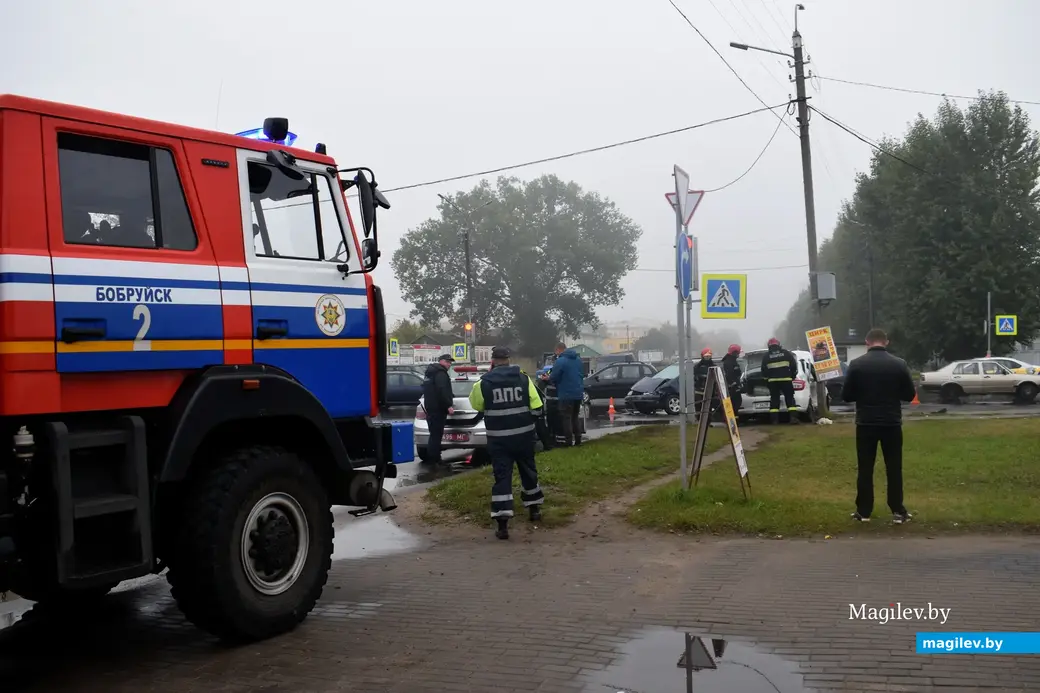 1.10.2022, Бобруйск. Авария на перекрестке Гоголя и Орджоникидзе