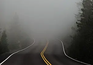 На воскресенье в Беларуси объявили оранжевый уровень опасности из-за туманов