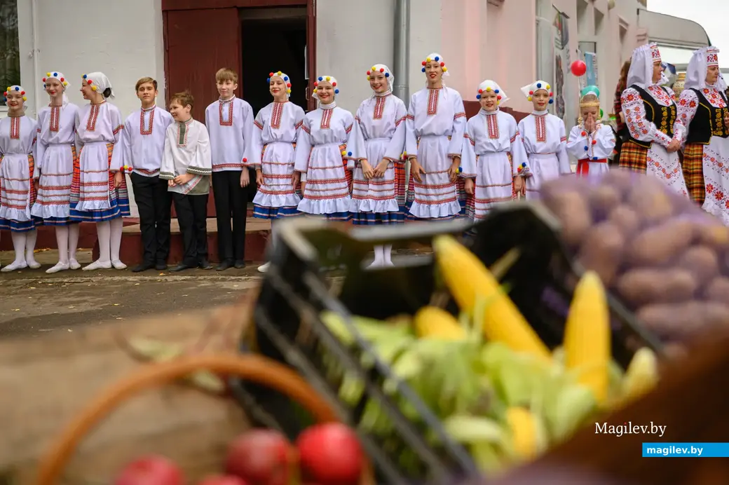 30.09.2022. Бобруйск. Районный фестиваль-ярмарка тружеников села «Дожинки-2022» в агрогородке Большие Бортники Бобруйского района