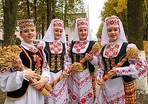 «Дожинки-2022»: праздник тружеников бобруйского села в Больших Бортниках