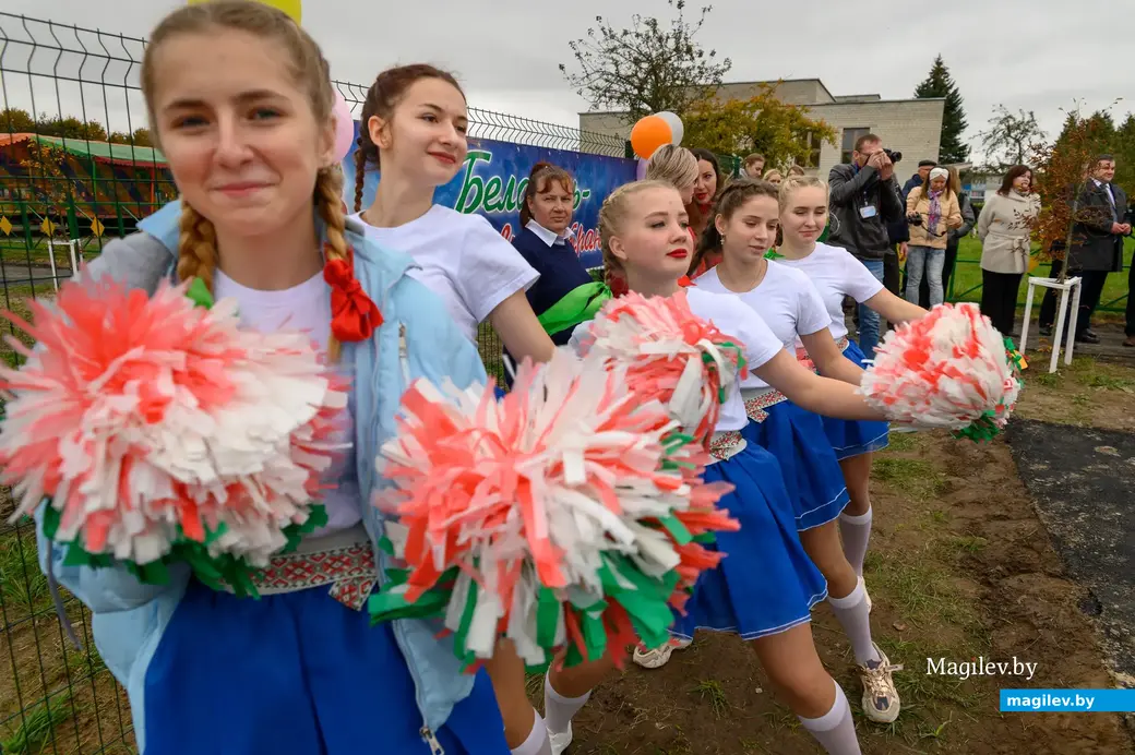 30.09.2022. Бортниковский сельский Совет. Районный фестиваль-ярмарка тружеников села «Дожинки-2022» в агрогородке Большие Бортники Бобруйского района. Открытие детской