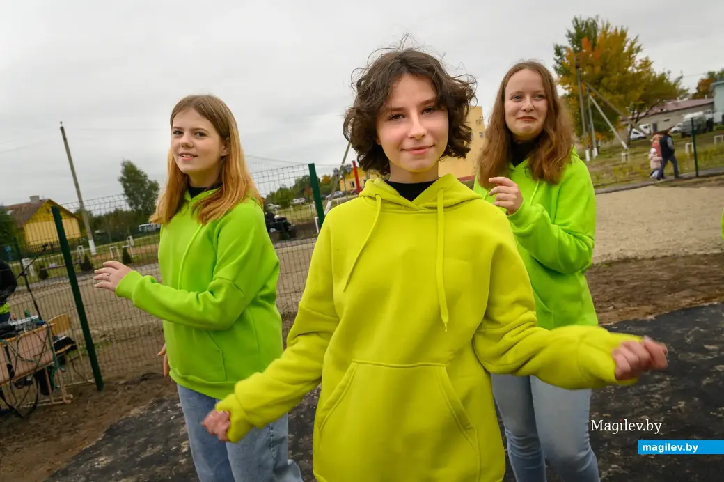 30.09.2022. Бортниковский сельский Совет. Районный фестиваль-ярмарка тружеников села «Дожинки-2022» в агрогородке Большие Бортники Бобруйского района. Открытие детской