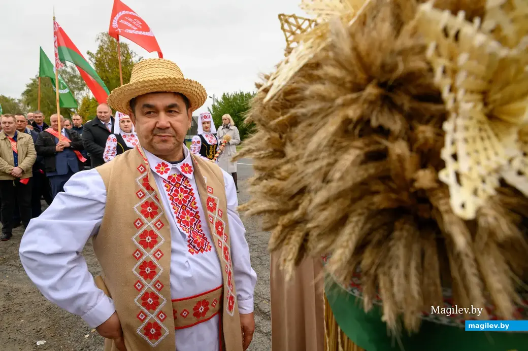 30.09.2022. Бобруйск. Районный фестиваль-ярмарка тружеников села «Дожинки-2022» в агрогородке Большие Бортники Бобруйского района