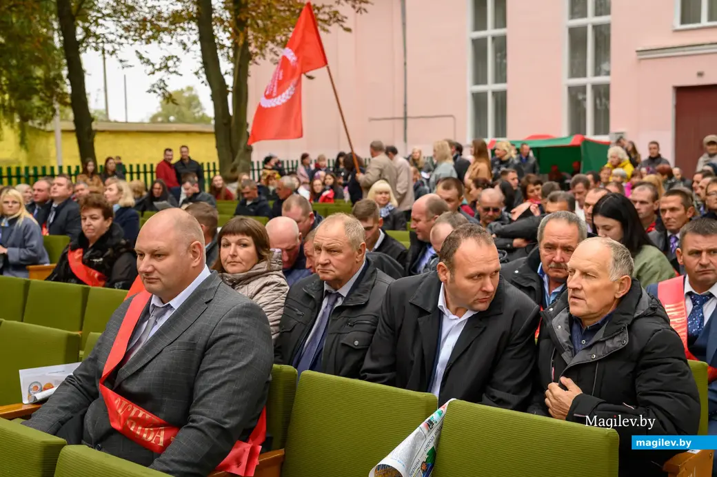 30.09.2022. Бобруйск. Районный фестиваль-ярмарка тружеников села «Дожинки-2022» в агрогородке Большие Бортники Бобруйского района