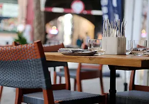 В организации намерены изменить время обеденного перерыва, работник против