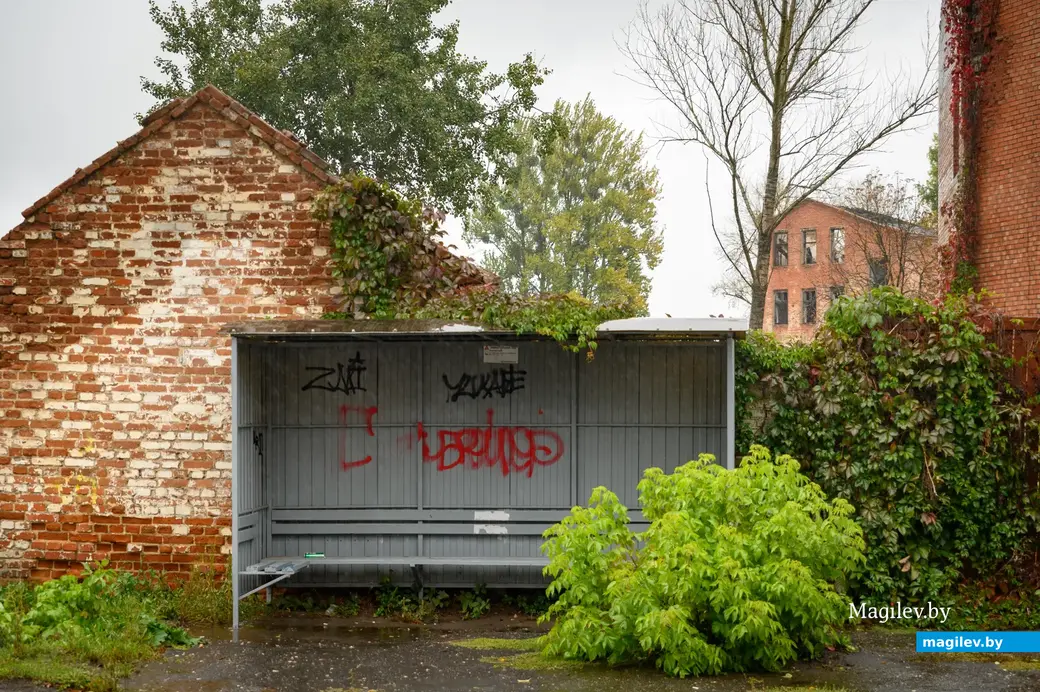 03.10.2022. Бобруйск. Подрыв здания бывшего завода виноградных напитков на улице Новошоссейной