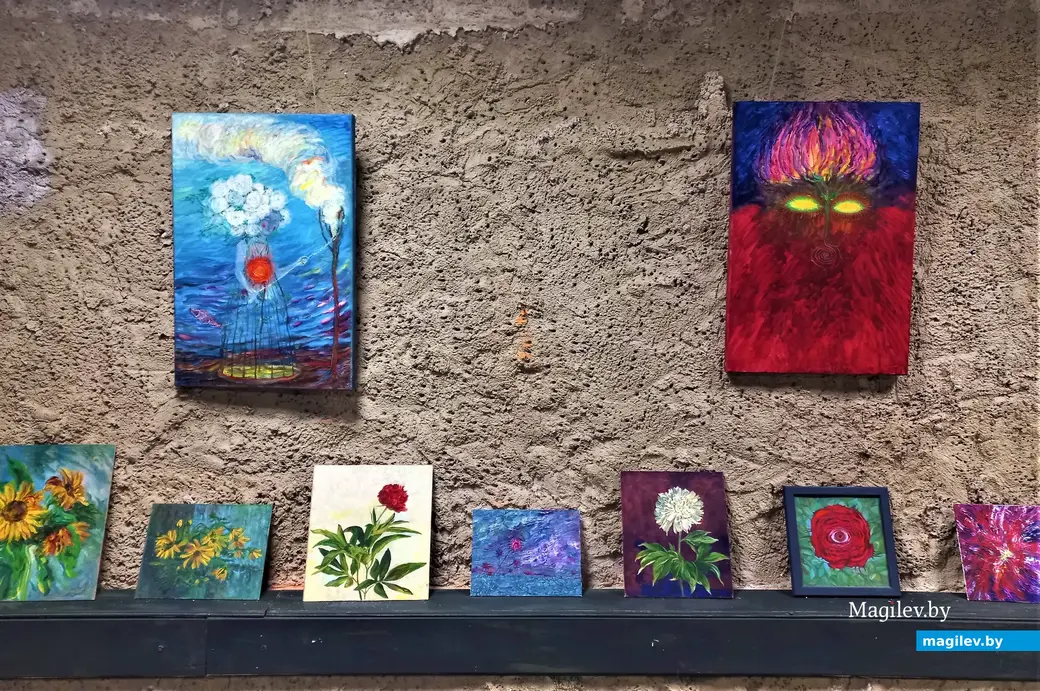 Могилев, галерея Андрея Воробьева на Дубровенке, выставка Натальи Руссиян, 07.10.2022 г.