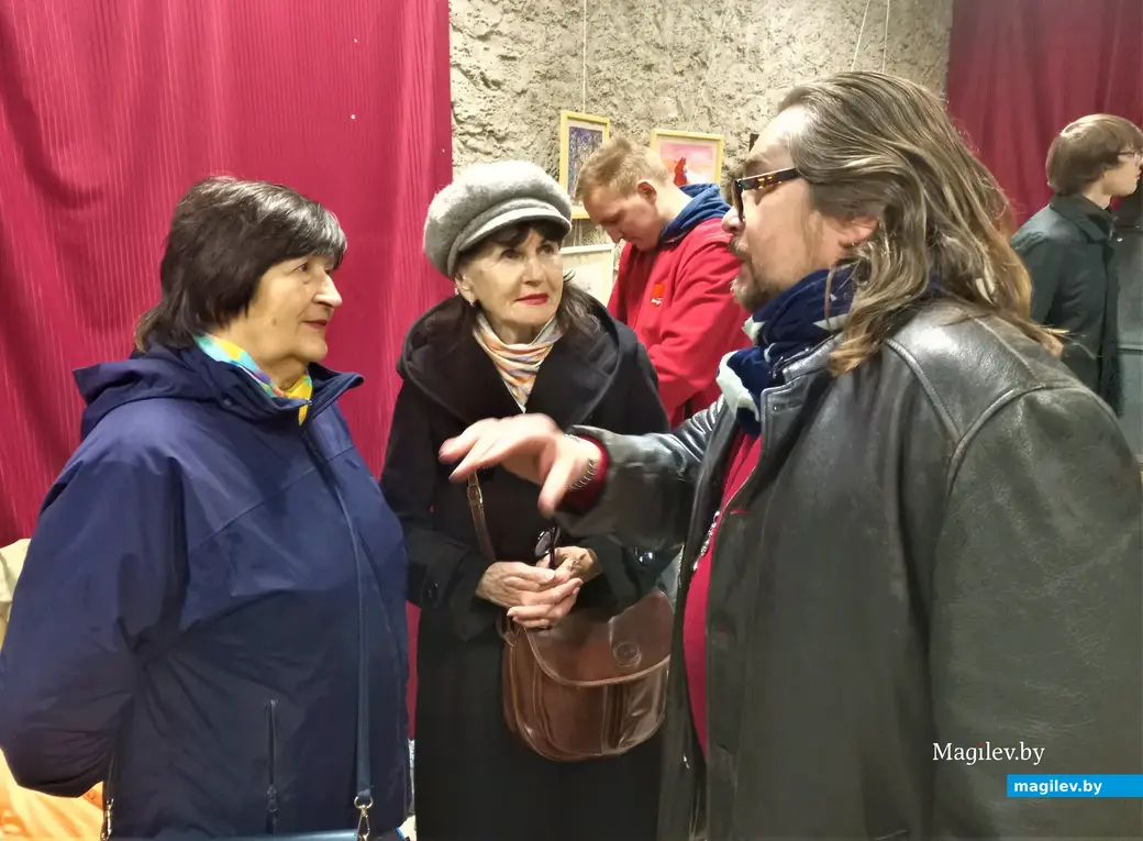 Могилев, галерея Андрея Воробьева на Дубровенке, выставка Натальи Руссиян, 07.10.2022 г.