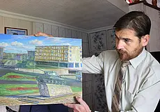 «Мне говорили прямо в лицо: «Ничего из него не получится…». О сильной и любящей маме, которая помогла своему сыну-инвалиду стать художником