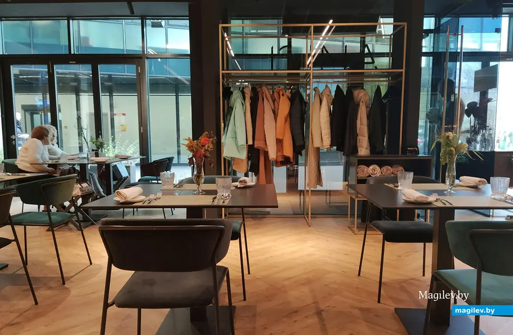 Бизнес-ланч в ресторане Амичи (AMICI). Могилев, октябрь 2022 года.