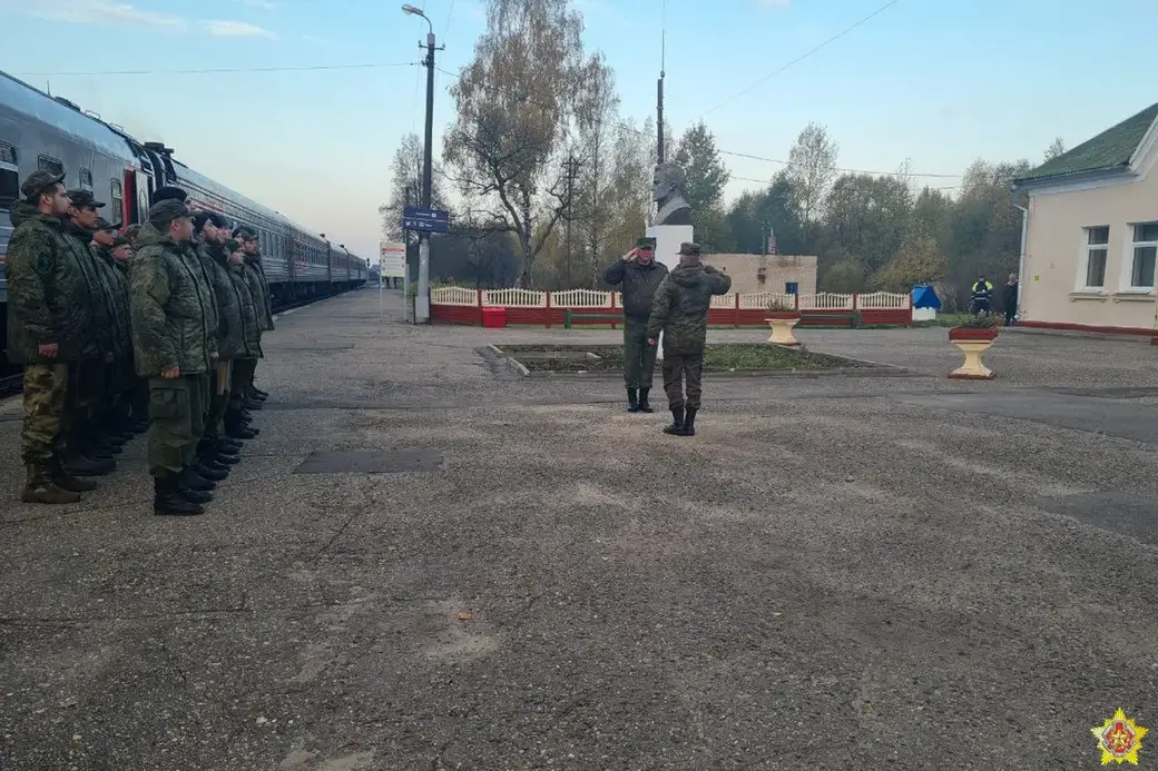 15 октября 2022 года. В Беларусь прибыли первые эшелоны с российскими военнослужащими.