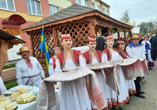 В Славгороде проходят областные «Дажынкі-2022». Наш фоторепортаж