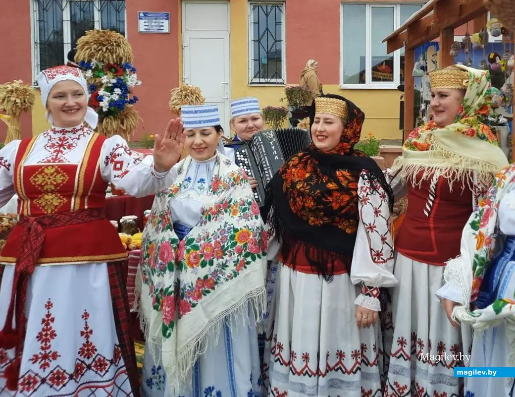 Славгород, 15 октября 2022 года. Областной фестиваль-ярмарка тружеников села «Дажинкі-2022».