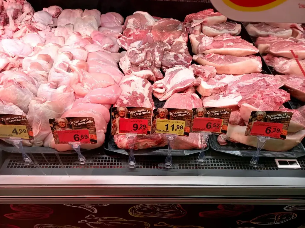 13 октября 2020 года. Магазин "Копеечка" в Бобруйске. Фото читательницы