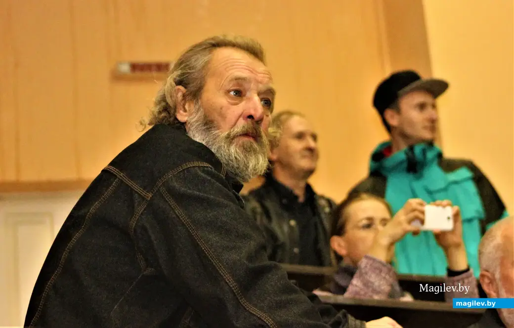 Володю Кутузова все происходящее явно зацепило за живое... БРУ, 2017 год.