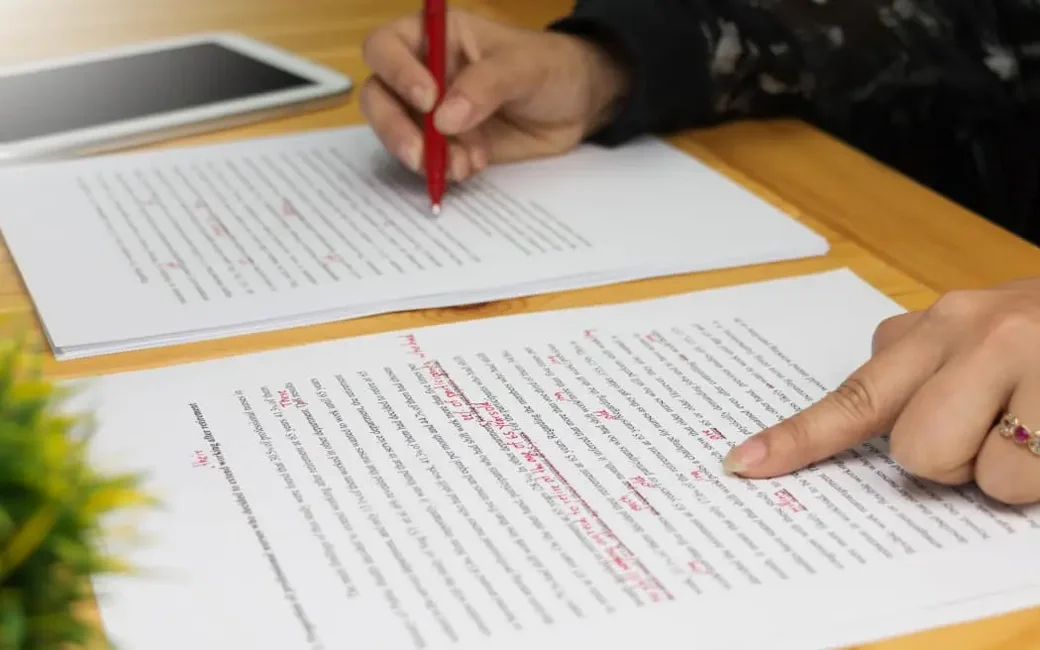 Все государственные структуры Новой Зеландии должны научиться составлять документы так,