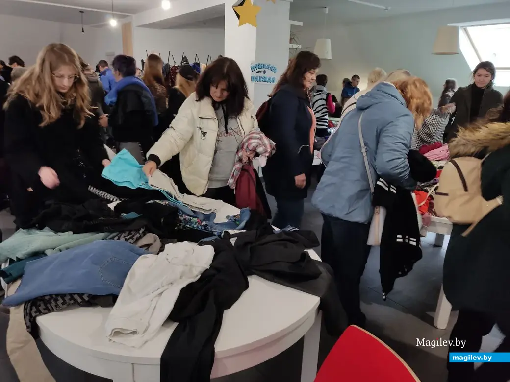 Ярмарка бесплатных вещей. Тайм-кафе «Счастливое небо», Могилев. 21.10.2022 г