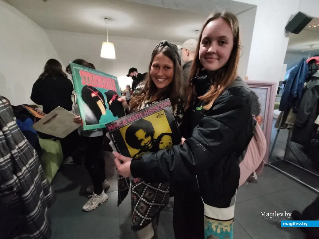 Ярмарка бесплатных вещей. Тайм-кафе «Счастливое небо», Могилев. 21.10.2022 г