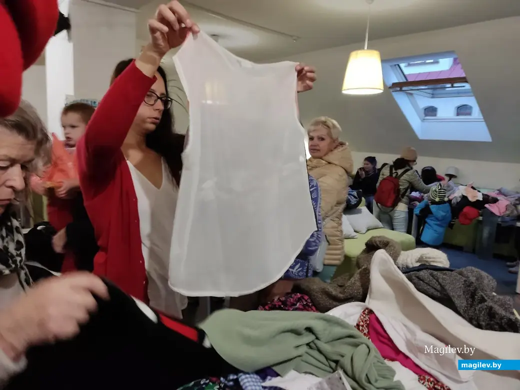 Ярмарка бесплатных вещей. Тайм-кафе «Счастливое небо», Могилев. 21.10.2022 г