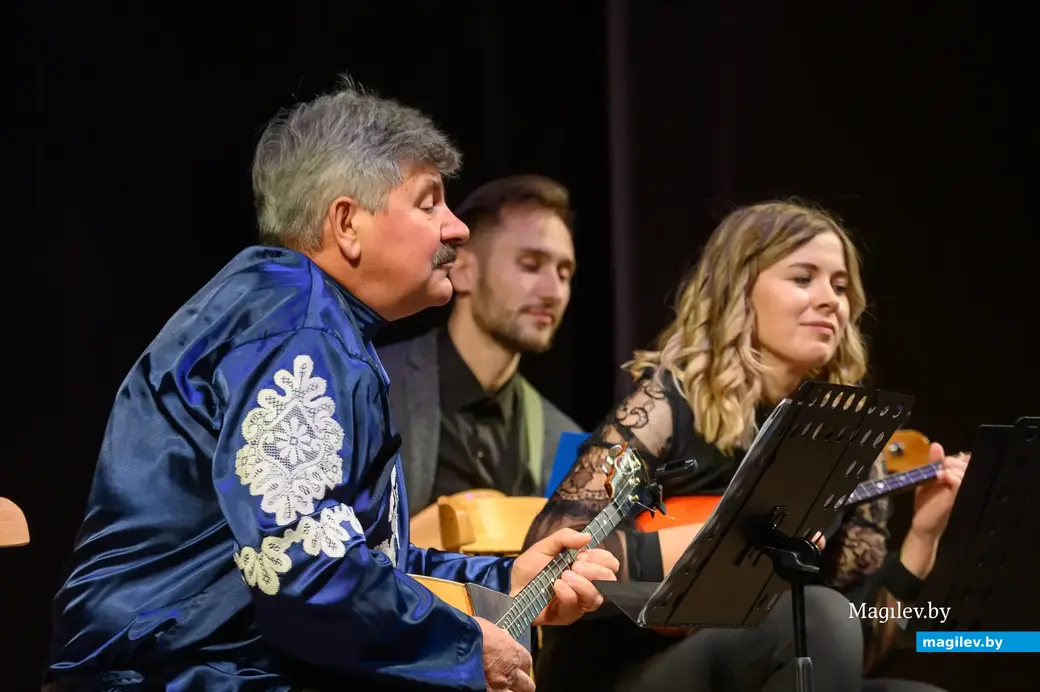 27.10.2022. Бобруйск. Отчетный концерт преподавателей детской школы искусств им. Е.К.Тикоцкого «Осенний вернисаж». Народный ансамбль русских народных инструментов