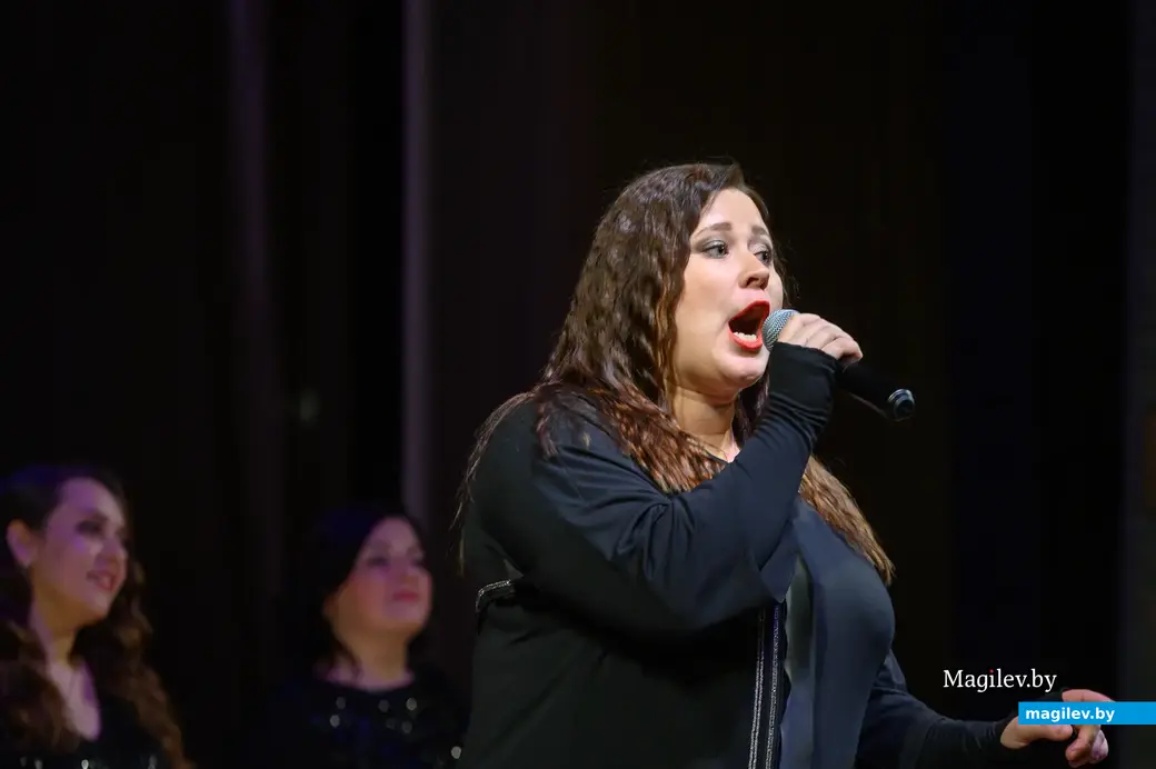 27.10.2022. Бобруйск. Отчетный концерт преподавателей детской школы искусств им. Е.К.Тикоцкого «Осенний вернисаж». Народный вокальный ансамбль «Девчата» (рук. Т.О.