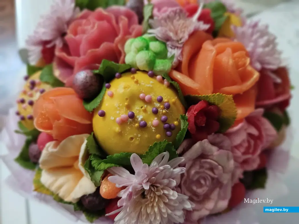 Такой букет даже есть жалко!