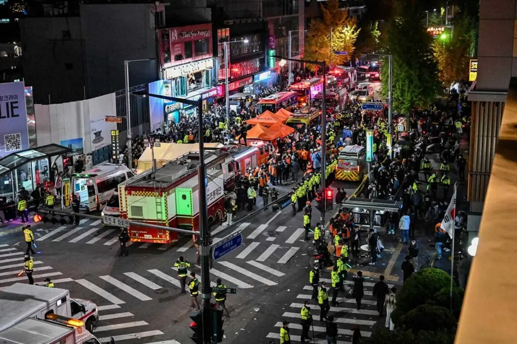 Во время во время празднования Хеллоуина в центре Сеула 29 октября погибли более 150 человек. Фото: Getty Images