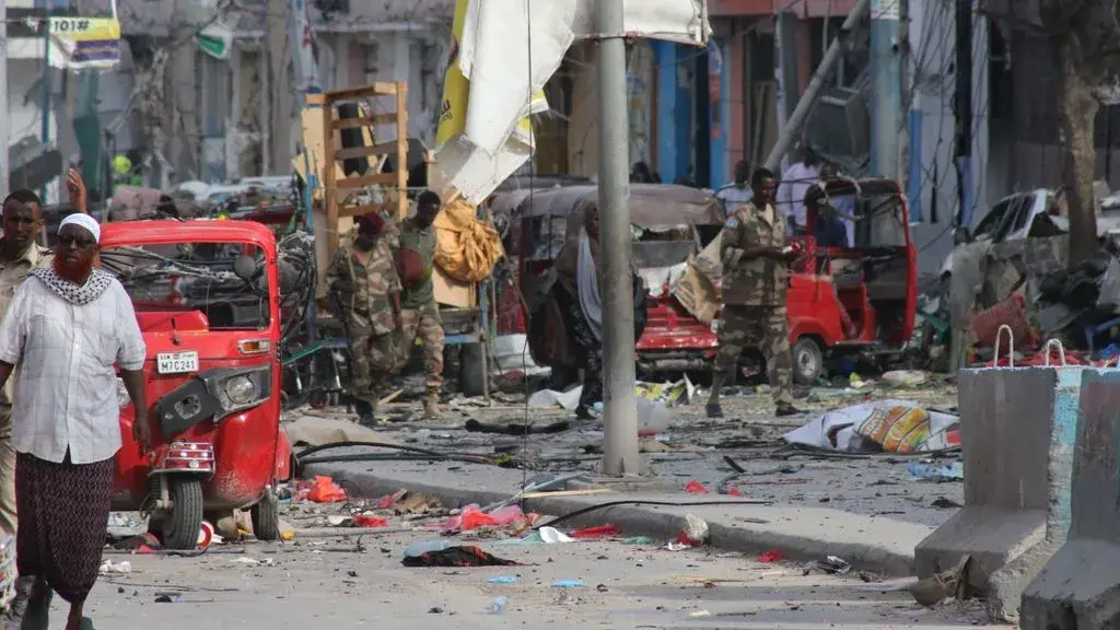29 октября 2022 года. В центре Могадишо с интервалом в несколько минут взорвались два заминированных автомобиля. Фото: ЕРА.