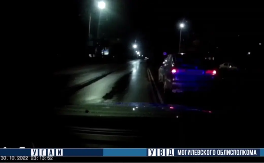 30 октября 2022г. В Могилеве нетрезвый бесправник пытался скрыться от наряда ГАИ. Фото: УВД