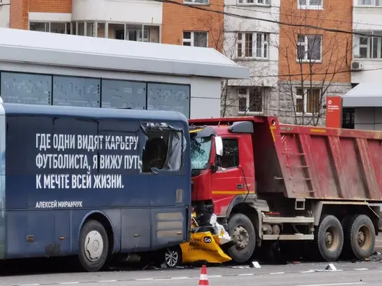 Водитель грузовика из Беларуси устроил смертельное ДТП в центре Москвы. Фото: агентство городских новостей «Москва».