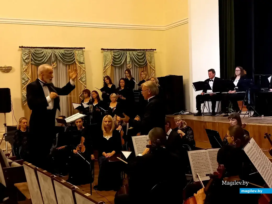 Джоаккино Россини «Stabat Mater». Премьера Могилевской городской капеллы под управлением Сергея Лищенко. 03.11.2022 года.